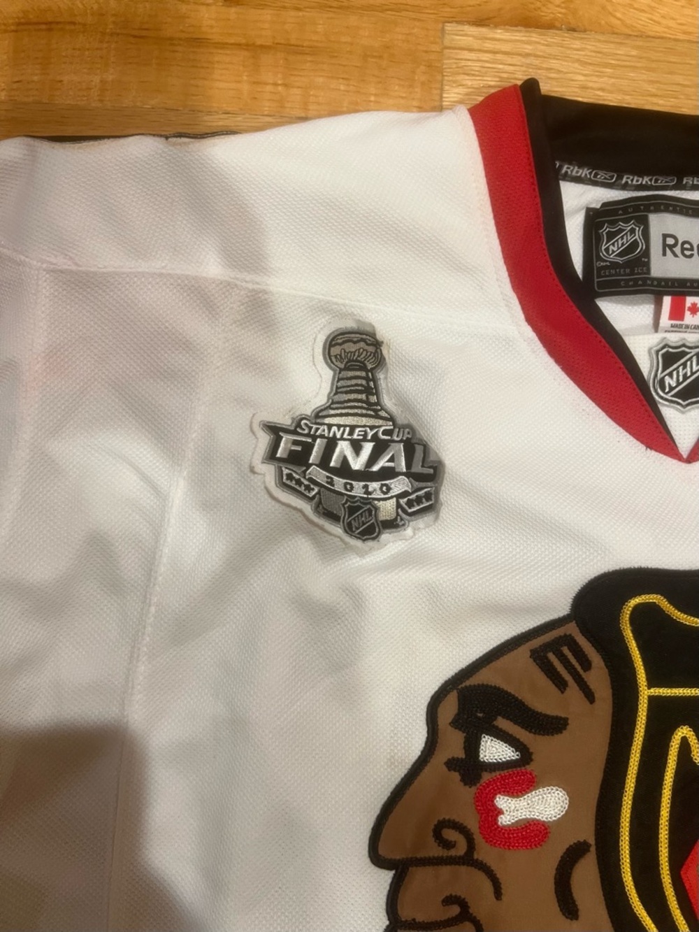 Chicago Blackhawks Patrick Kane #88 White Home Jersey (Reebok) - Picture 5 of 7